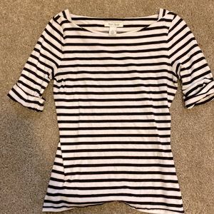 Women’s White House black market